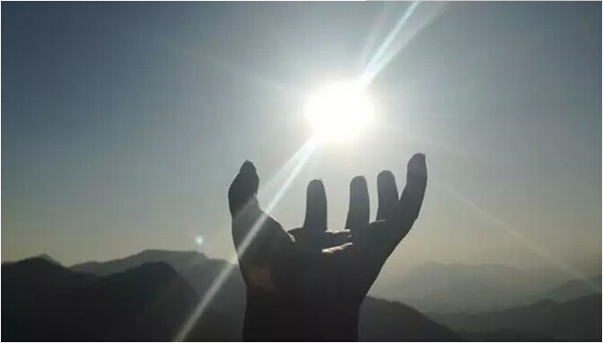 靠這兩把刷子，這個小吃20年開店2萬家！