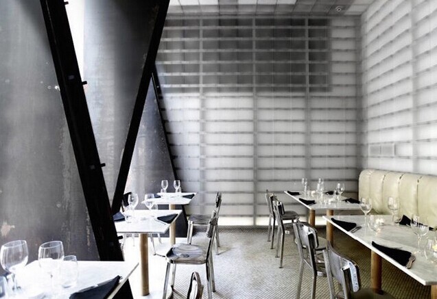 以普通物料打造店內(nèi)特色，興許是“回歸本質(zhì)”的行為在作祟吧