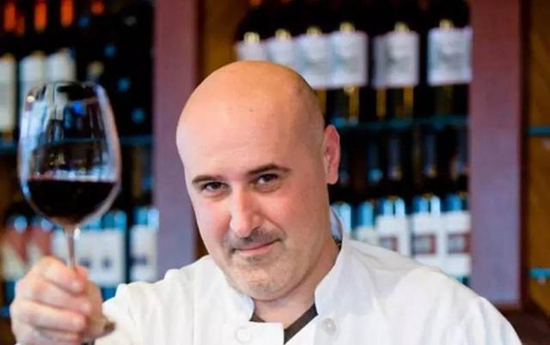 點(diǎn)評網(wǎng)上口碑最差的餐廳成了最受歡迎的餐廳？