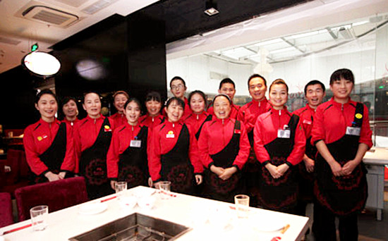 給離職員工800萬嫁妝！你看得懂海底撈的行為嗎？