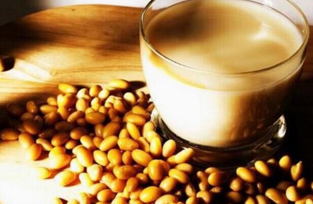 一家賣豆?jié){的年?duì)I收高達(dá)300多萬，怎么做到的？