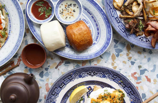 這家中餐館開在了倫敦，并且和倫敦一樣時(shí)髦