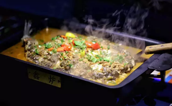 烤魚當(dāng)?shù)?，粵菜能否在廣州站穩(wěn)腳跟？