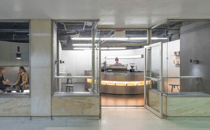 腦洞不夠大？看看這家地鐵里的咖啡館吧