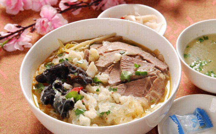 特色美食被“標準化”背后的思考：同質化問題怎么破？