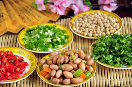 餐廳加收未知“餐品費(fèi)”，算強(qiáng)制消費(fèi)嗎？