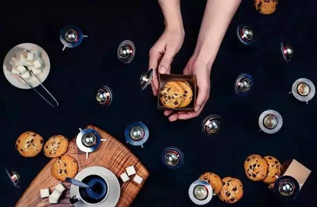 咖啡館甜點陳列的4項“吸引法則”，助你迅速提升客單價|餐飲界