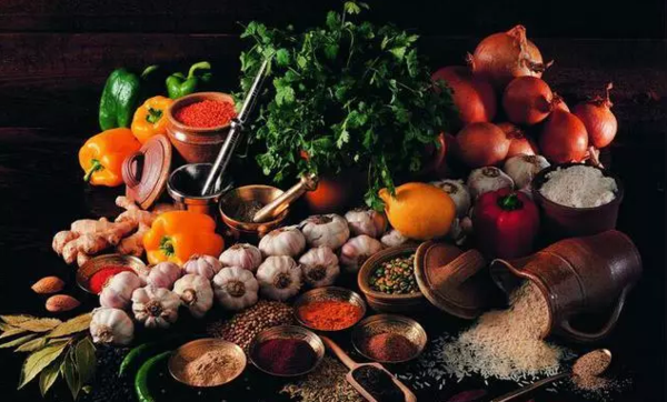 餐企爭(zhēng)相跨界，“食材配送” 到底有多大商機(jī)？