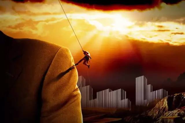 礦泉水“勾搭”菜品，這個(gè)賣點(diǎn)能在餐飲界火起來嗎？|餐飲界