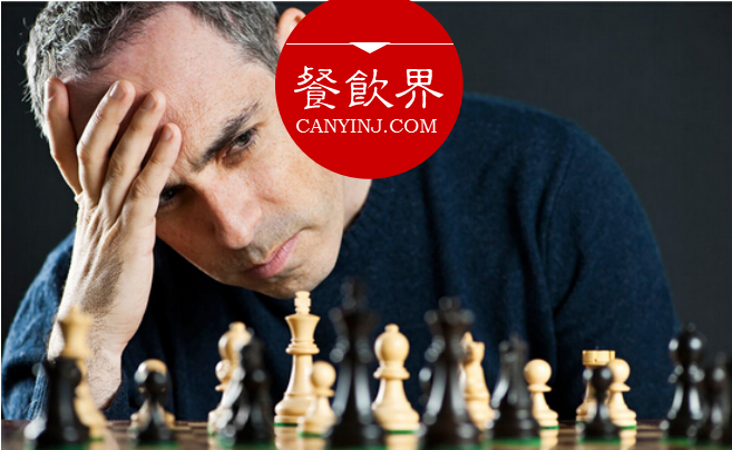 百勝頻玩花式開店，背后暗藏的4個(gè)餐飲信號 | 解讀