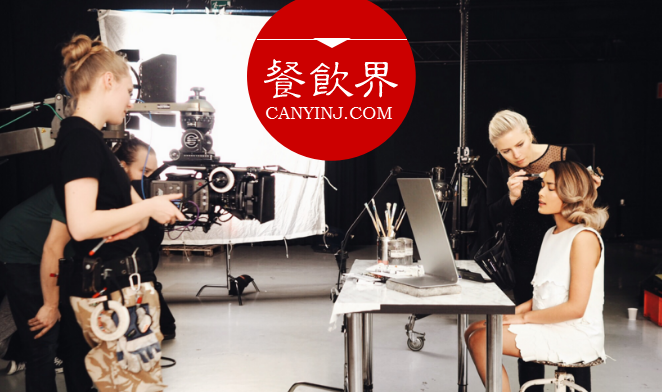 找網(wǎng)紅不如造網(wǎng)紅！爆“餐廳網(wǎng)紅”5步養(yǎng)成法 | 餐見(jiàn)