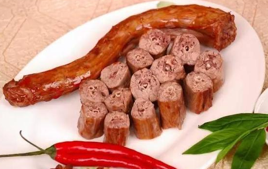 絕味VS周黑鴨：驚人的落差，逆天的模式！