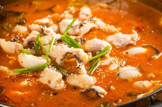 從開業(yè)連虧20天到日賣三千份酸菜魚，他如何做到？|餐飲界