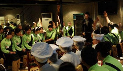 你不在，餐廳就亂成一鍋粥？你該需要一個(gè)后備店長！