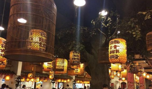 餐飲“群聚”效應有幾分道理？