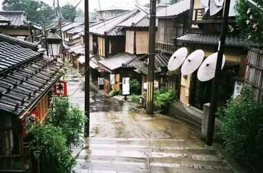 別再說“打折促銷很low”了：這家餐企用全年半價多賺5倍！