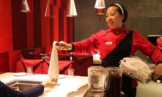 海底撈這些知名餐企是如何吸引到人才的？