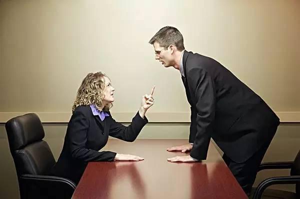 指責下屬時這七句話最傷人，餐廳老板千萬別犯！