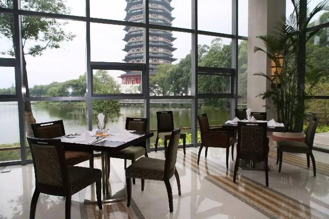 這家餐廳十年不打折，日流水17萬