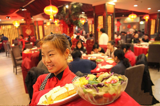 吃飯消費102元，要求免零被拒絕，結(jié)果……