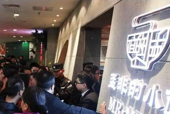 明星開餐廳十有九個(gè)倒，看看他們的坑你也能學(xué)到！