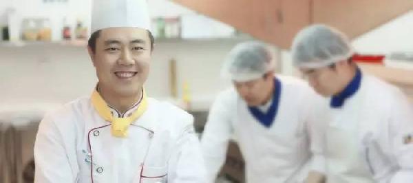 等到餐廳生意不好再去調(diào)整？