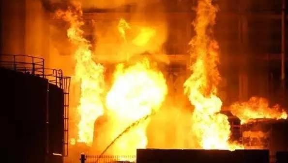 警示！餐館發(fā)生爆炸老板身亡，原因竟是用了它！