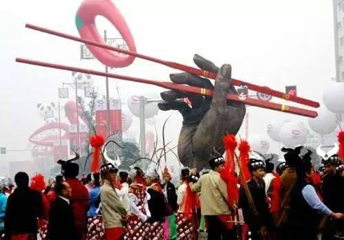 作為成都美食名片，一品天下還能恢復(fù)曾經(jīng)的輝煌嗎？