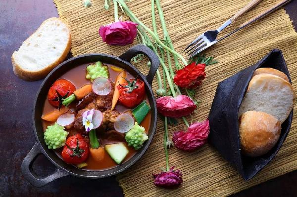 你的餐廳，到底是開給誰的？|餐飲界