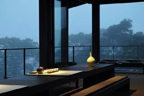 在深山里開餐廳，幾次歇業(yè)！只因人氣太高！