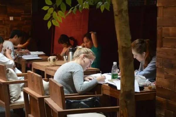 干餐飲，2017年千萬(wàn)不要再混日子了