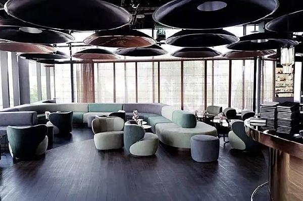 奔馳也開餐廳？奔馳全國第一家餐廳閃亮登場(chǎng)