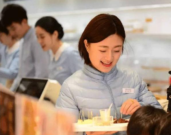 燒掉所有管理手冊(cè)！揭秘中國“蛋糕王”涅槃重生的秘密