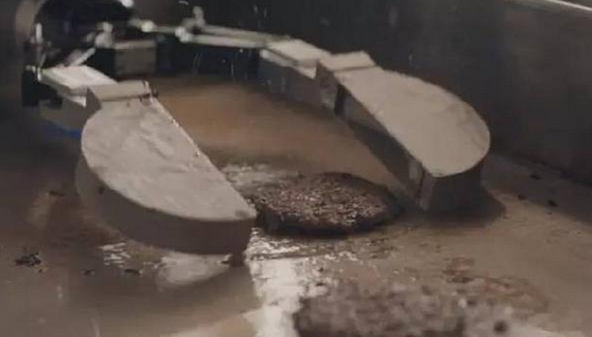 機(jī)器人又來(lái)搞事了，這次是漢堡廚師！