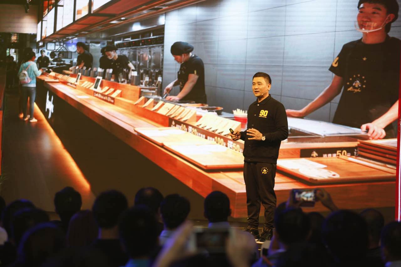 街角那家“真功夫”還沒打算放棄你，他們想這樣改良你的用餐體驗|餐飲界