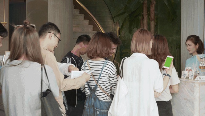 最新人氣店探秘，究竟是什么讓這幫90后吃貨排隊(duì)3小時(shí)也要等？|餐飲界