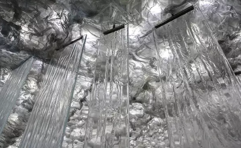 巴塞羅那有家“冰凍”餐廳，一切看上去都是“冰冰涼”