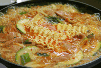 為什么麻辣燙能超越沙縣小吃、蘭州拉面成為中國(guó)第一快餐？