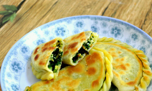 菜館吃韭菜盒子硌掉一塊牙 誰該擔(dān)責(zé)？