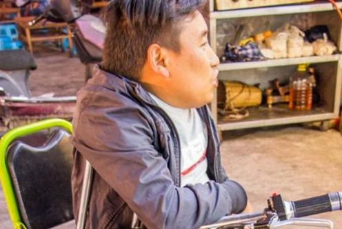 昆明燒烤界的傳奇人物，身高只有1米，牛肉串極品