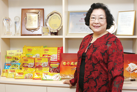 被老公拋棄后，她靠一個單品從0做到億萬富翁