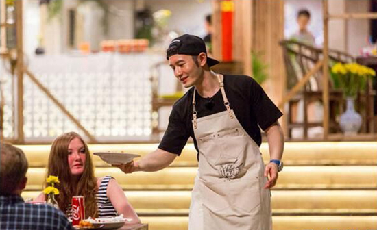 《中餐廳》里趙薇這樣的店長(zhǎng)，黃曉明這樣的員工，你敢要嗎？|餐飲界