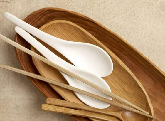 一籠小確幸、滬小胖、桂滿隴…是誰連環(huán)謀殺了上海灘的網(wǎng)紅餐廳們？