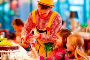 65%的消費(fèi)由年輕人貢獻(xiàn)，拉攏他們只需5條策略|餐飲界