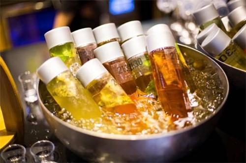 因味茶：劉強(qiáng)東夫婦先后加持 未來(lái)如何玩轉(zhuǎn)新茶飲？|餐飲界