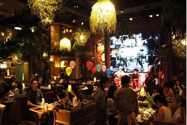 想做到1000+門(mén)店，休閑正餐會(huì)是突破口嗎？|餐飲界