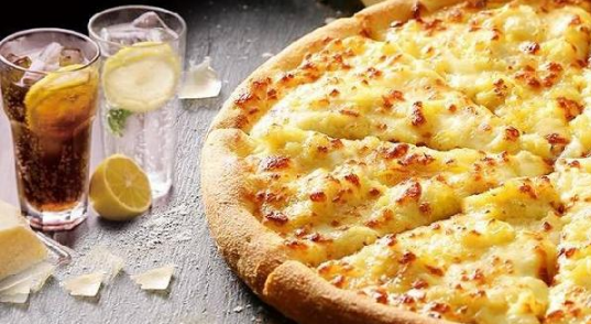 7年100家店，日均翻臺11次，榴蓮披薩的締造者