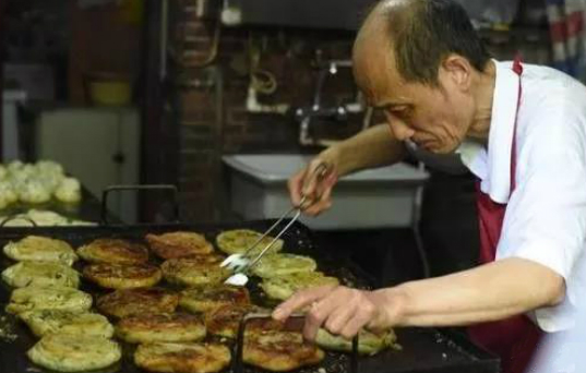 不讓“米其林”小店曇花一現(xiàn)！上海推進小餐飲“標準化管理”