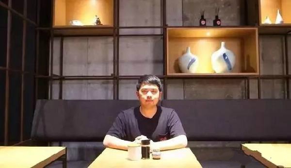 15歲債臺高筑，28歲開了一家全球最火米粉店，估值1億！