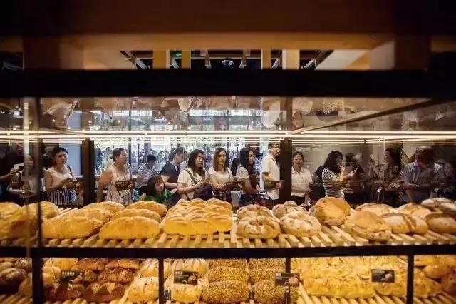 2017年獲投的35家餐飲品牌，竟有71%的客單價(jià)低于50元？為什么？|餐飲界